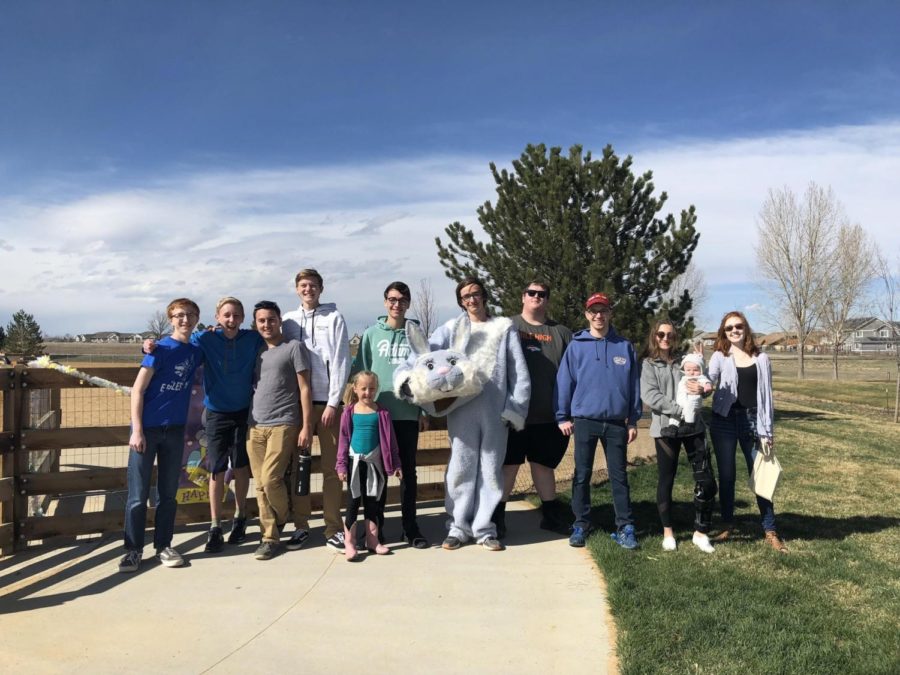 Broomfield High FBLA Hosts Paws in the Park
