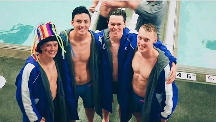 Boys Swim Diving into Finals